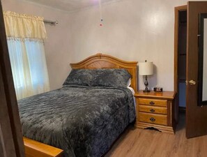 3 quartos, ferros/tábuas de passar roupa, Wi-Fi de cortesia