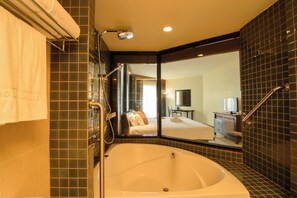 Superior-Zimmer, Gartenblick | Badezimmer | Regendusche, Haartrockner, Bademäntel, Hausschuhe
