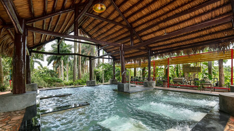 아세안 리조트 - 시키 온천 & 스파