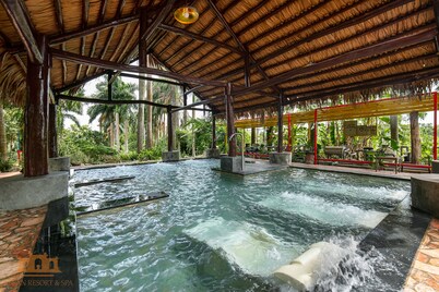 Asean Resort - Shiki Onsen & Spa