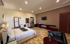 Kamar Single Standar | Seprai katun Mesir, seprai premium, dan selimut bulu angsa