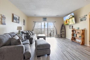 Televisión y oficina