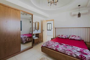 3 多间卧室、WiFi、床单