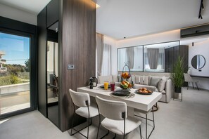 Dining - Karma Luxury Suites 7 (Rhodes)