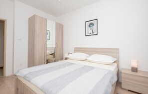 2 bedrooms, free WiFi, bed sheets