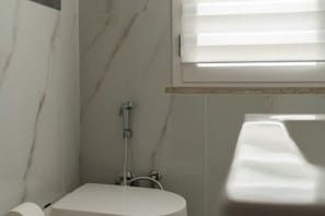 Shower, hair dryer, bidet, towels - My Place - Superior Double (Carini)