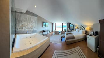 Deluxe Sea View Room With Jacuzzi & Terrace