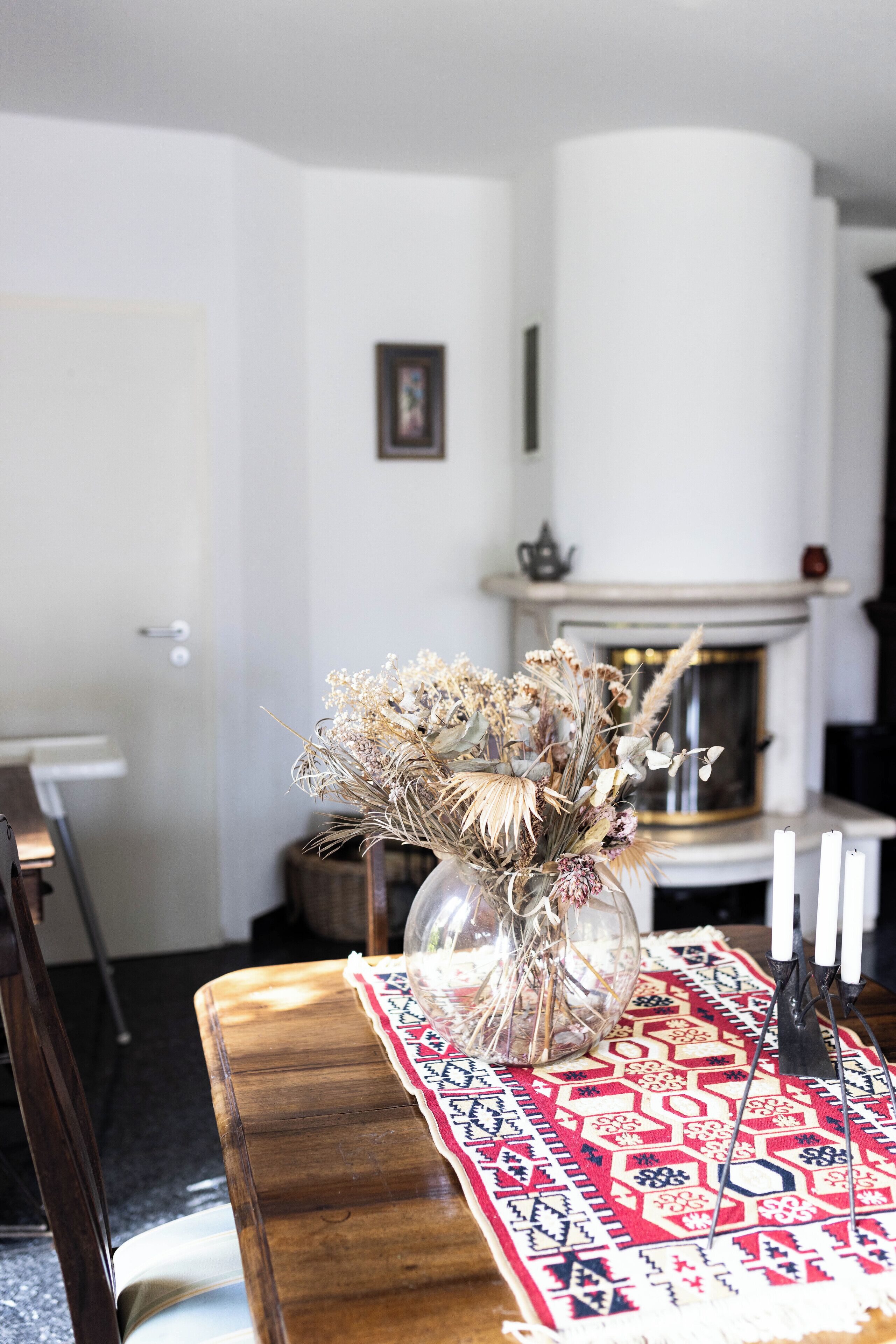 Daily buffet breakfast (EUR 10 per person)