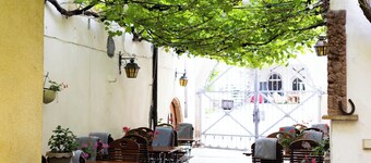 กัสท์เฮาส์ โฮนิกแซค