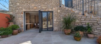 NEW Luxury Villa Casa Nova with Game Room, Summer kitchen and heated Pool