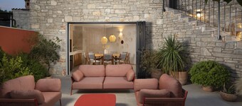NEW Luxury Villa Casa Nova with Game Room, Summer kitchen and heated Pool
