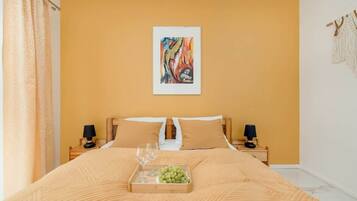 1 habitación, tabla de planchar con plancha, wifi y ropa de cama