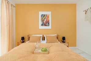 1 habitación, tabla de planchar con plancha, wifi y ropa de cama 