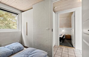 6 bedrooms, free WiFi