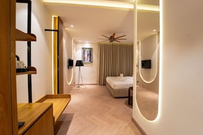 Premium Room - Pink Mango A Boutique Hotel (Hisar)