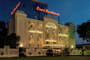 Exterior - Treebo Premium Omni Residency (Indore)