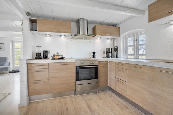 Réfrigérateur, four, plaque de cuisson, lave-vaisselle