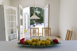 Dining - VILLA DE FERIC VI4396 By Riviera Holiday Homes (Niza)