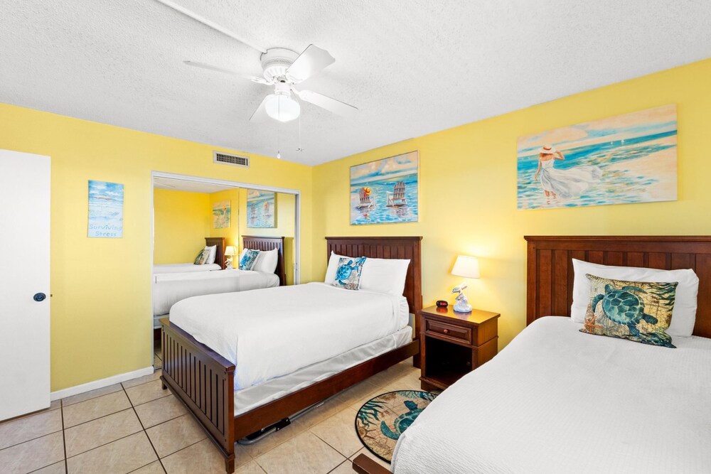 Summerhouse 902A Beachfront, 2 Pools, Beach Service Incl, East End