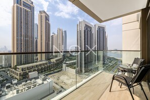 Luxury Apartment | Balcony