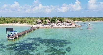 Casa De Moya & Mistico Beach Club + Boat Shuttle