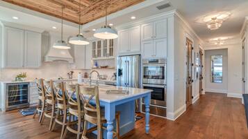 House (Vilano Sunrise Retreat) | Private kitchen
