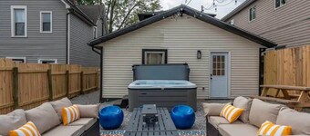 Walk to OSU: Relaxing Retreat with Hot Tub