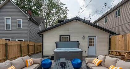 Walk to OSU: Relaxing Retreat with Hot Tub