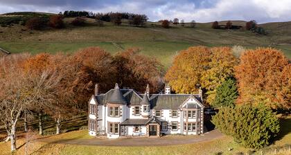 Exquisite Scottish baronial mansion in the foothills to the Scottish Cairngorms