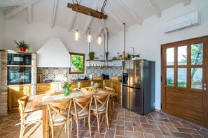 Dining - Villa Palma by Villas Guide (Ðurinici)