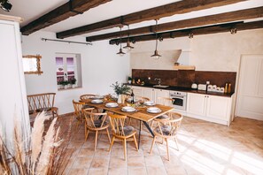 Dining - Villa San Lorenzo by Villas Guide (Babici)