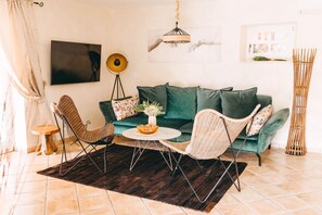 TV, fireplace - Villa San Lorenzo by Villas Guide (Babici)