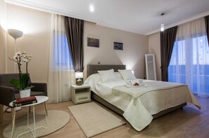 4 Schlafzimmer, Bügeleisen/Bügelbrett, kostenloses WLAN, Bettwäsche