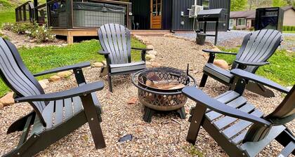 Catons Chapel 3 Bedroom Cabin by RedAwning