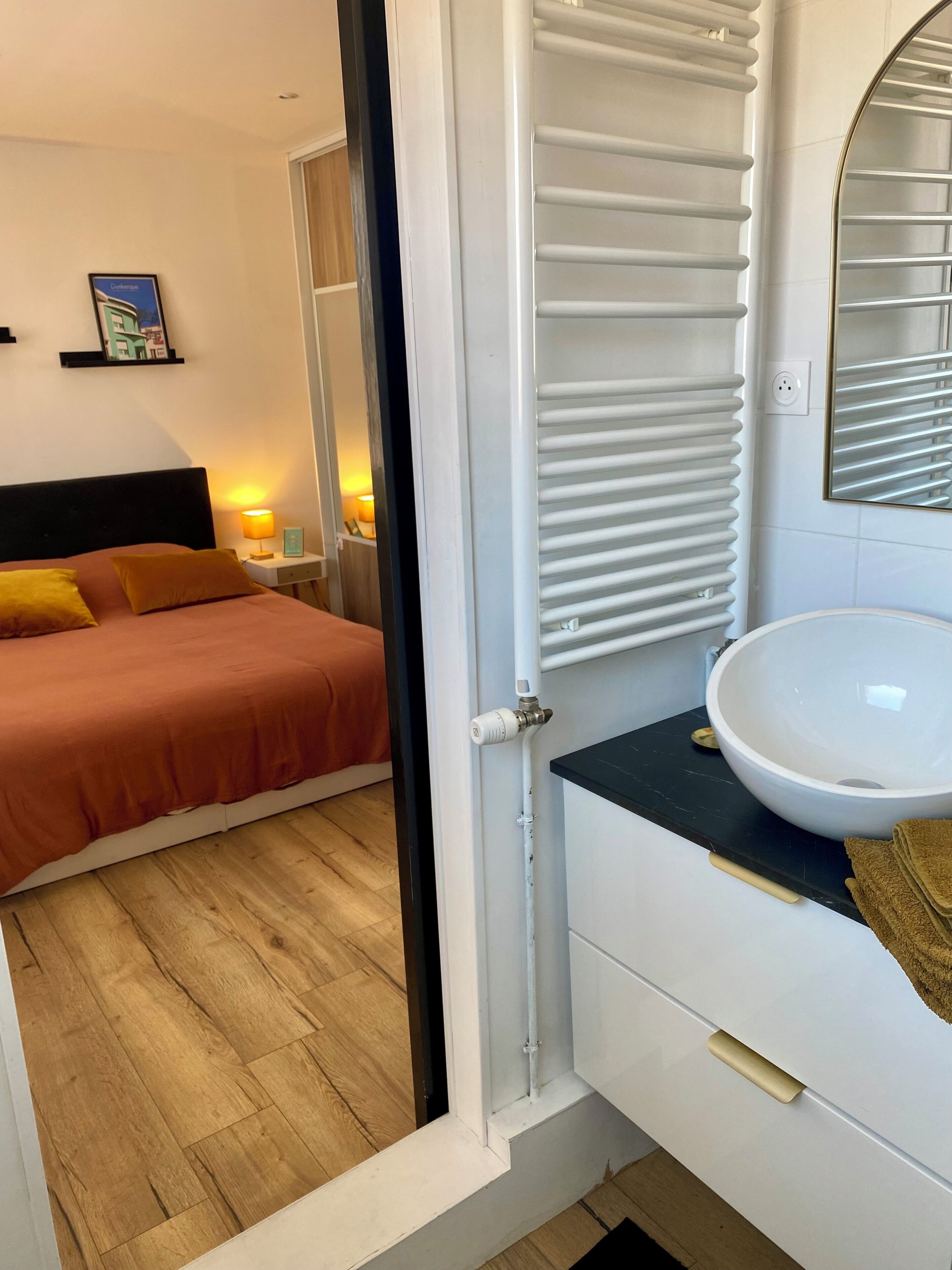 3 bedrooms, iron/ironing board, travel crib, free WiFi