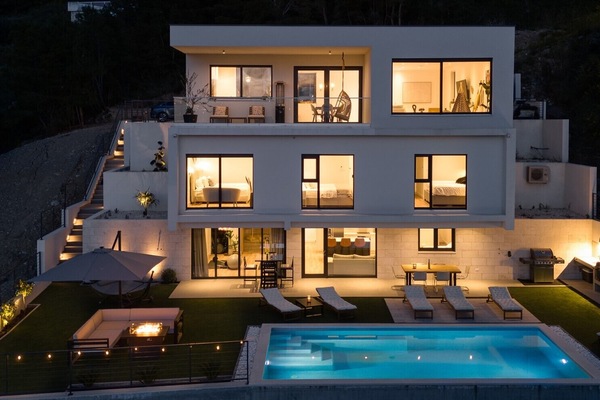 Villa Sunset Split overviewing Split and Podstrana bay
