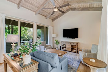 1584 Lagoon Villas | Living Room - 1584 Lagoon Villas | Living Room