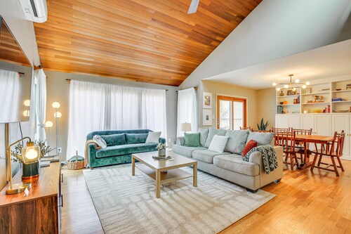 Pet-friendly Hopewell Junction Home w/ Pool