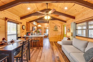 Casa (2 Bedrooms) | Interior