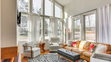 Rumah (4 Bedrooms) | Interior