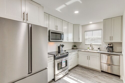 Modern Pensacola Home ~ 6 Mi to Beach!