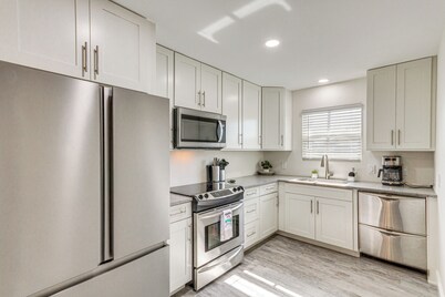 班薩科拉現代家庭飯店 ~ 距海灘6英里