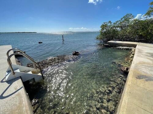 Oceanfront Hideaway - Private Dock & Sunset Views