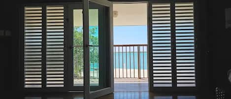 2 makuuhuonetta, silitysrauta/-lauta, vauvan matkasänky, ilmainen Wi-Fi