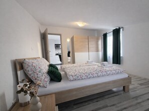 Apartment (Two bedroom Apartment with Terrace) | 4 bedrooms, cribs/infant beds, free WiFi - Apartments Sunset (Porec)