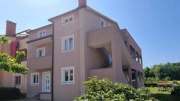 Apartment (Two bedroom Apartment with Terrace) | Property entrance
