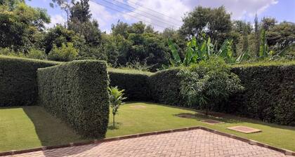 Nice Cottage with Private Garden.