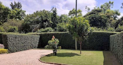 Nice Cottage with Private Garden.