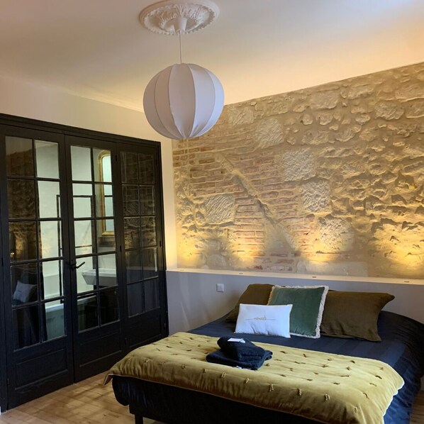 4 Schlafzimmer, Bügeleisen/Bügelbrett, kostenloses WLAN, Bettwäsche