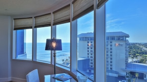 Interior - OCEAN BREEZE 2 BR CONDO, Peck Plaza on the Beach - Pool, Hot Tub, Game Rooms (Daytona Beach)